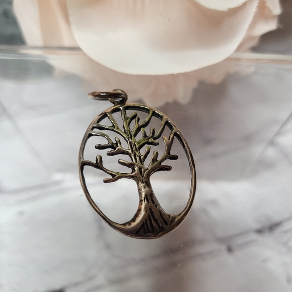 Silver 925 Tree Pendant Necklace - Picture 4 of 7
